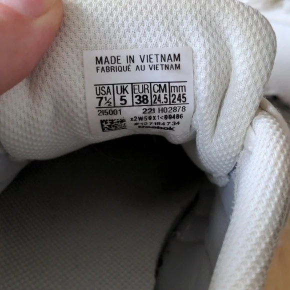 Reebok 7.5 shoe - Picture 8 of 8